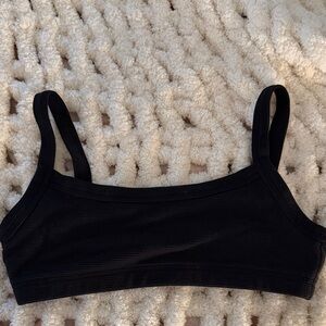 Aritzia homestretch bra